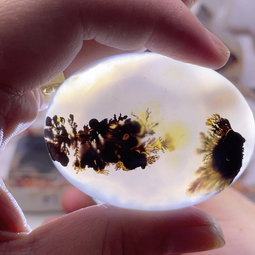 玛瑙/玉髓未镶嵌珠宝奇石