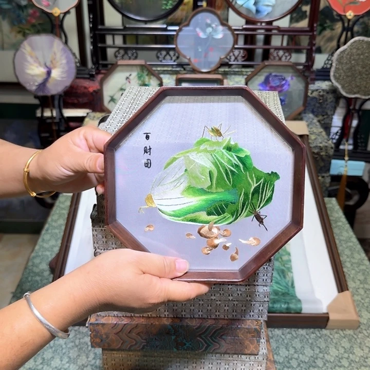 刺绣手工苏绣工艺制作技艺精湛