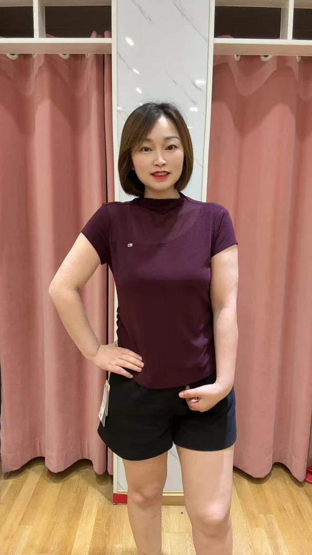 2025新款时尚半领镂空款短袖上衣