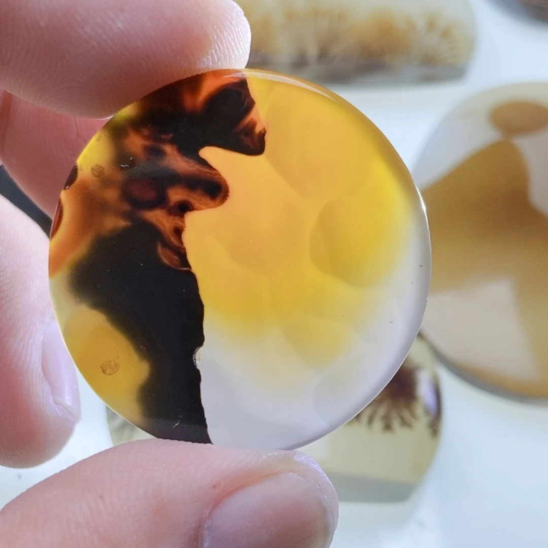 【闪购商品】玛瑙/玉髓颈饰未镶嵌大****罗