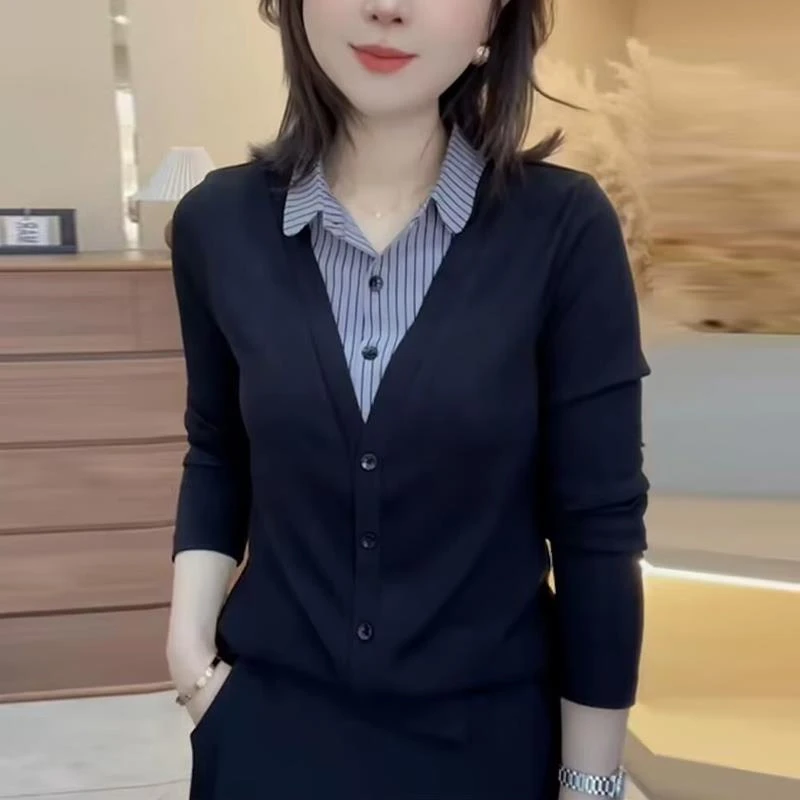 拼接衬衫领2025年早春新款妈妈装时尚显瘦假两件螺纹上衣女士洋气