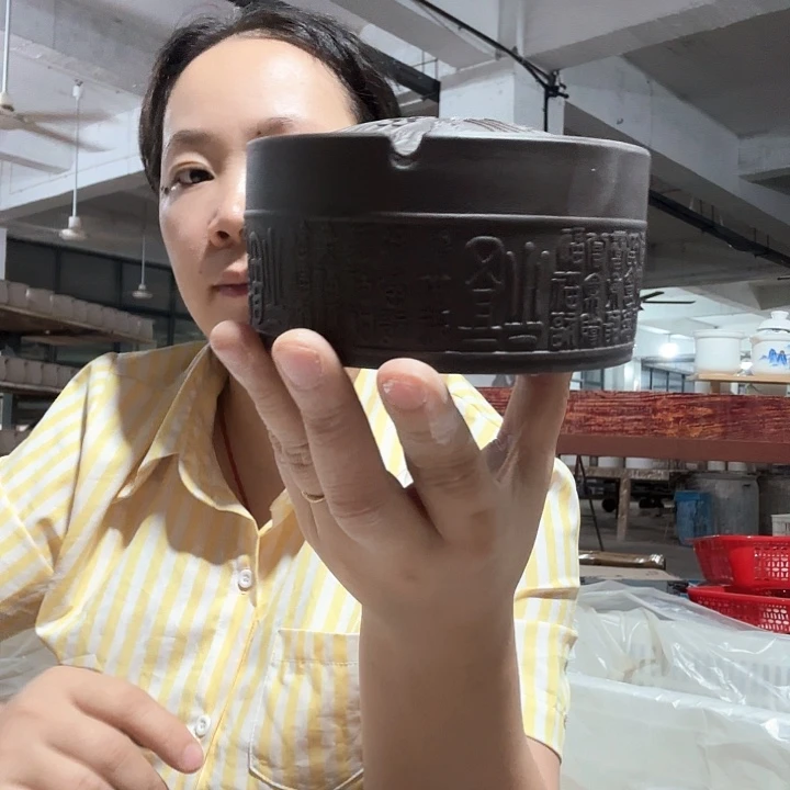 摆件紫砂百福烟灰缸