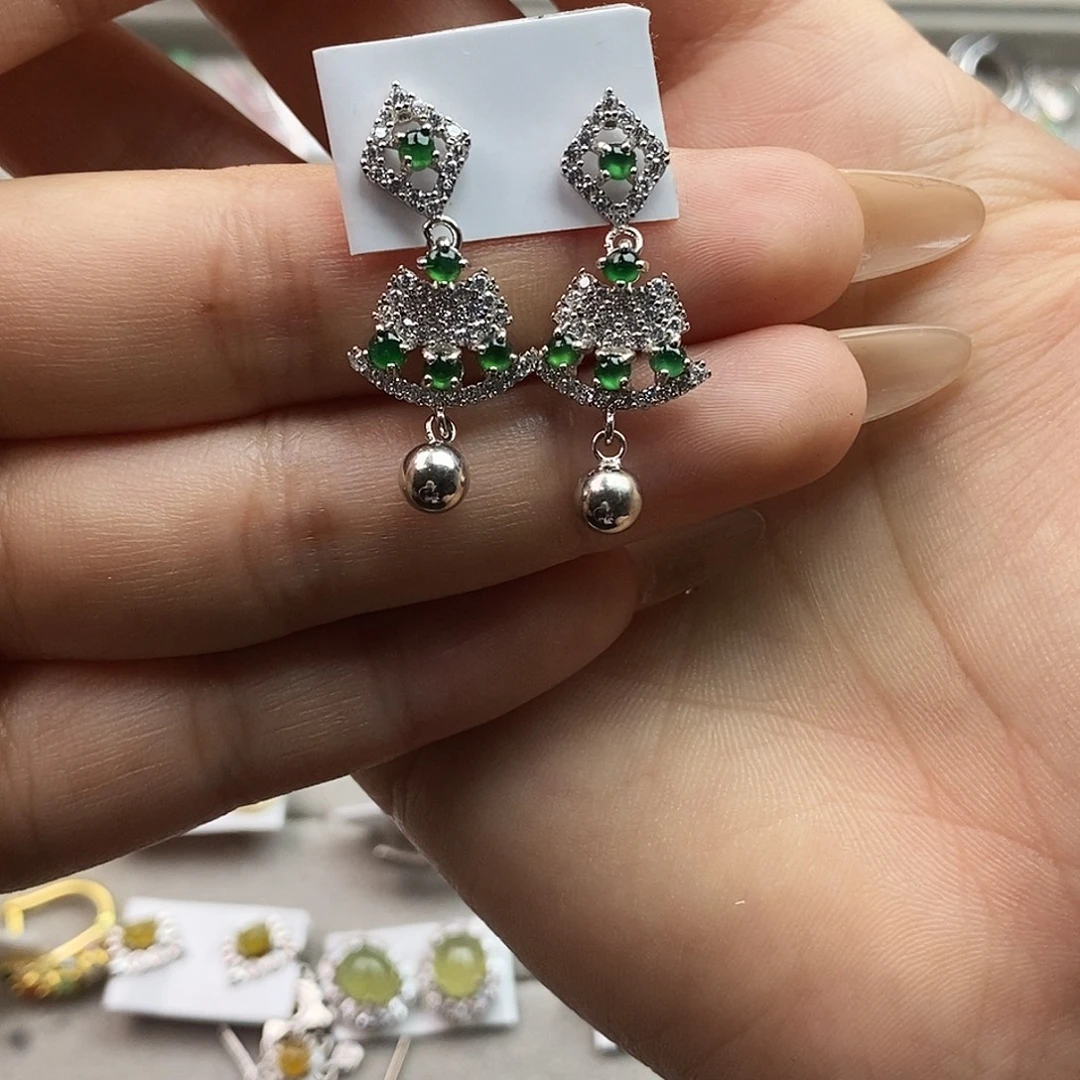 翡翠未镶嵌戒指翡翠