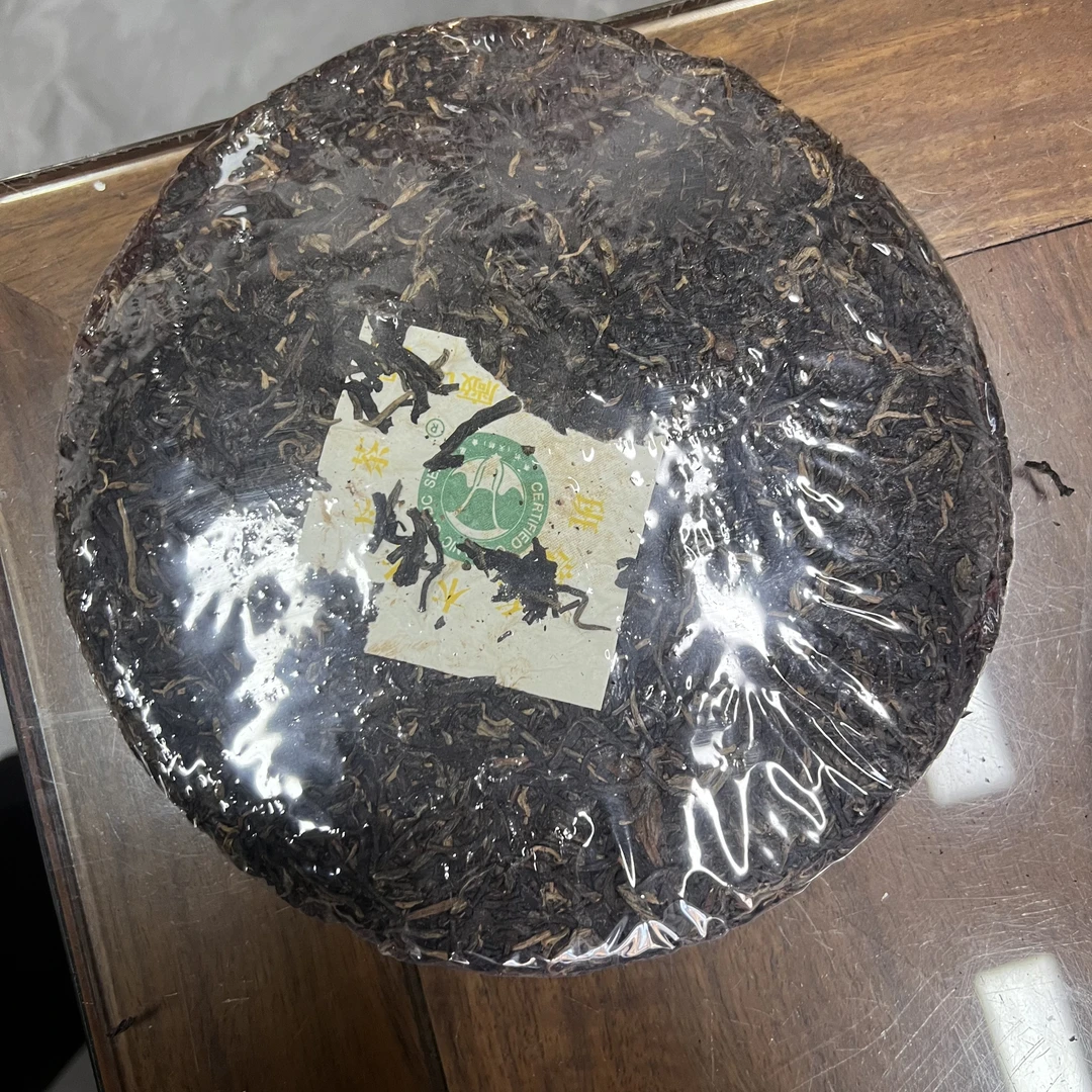 2004年班章大白菜普洱生茶357g（拆封不可退）