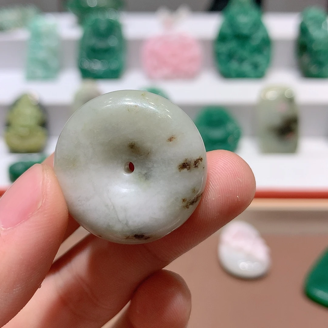 独山玉挂件未镶嵌刘*婧