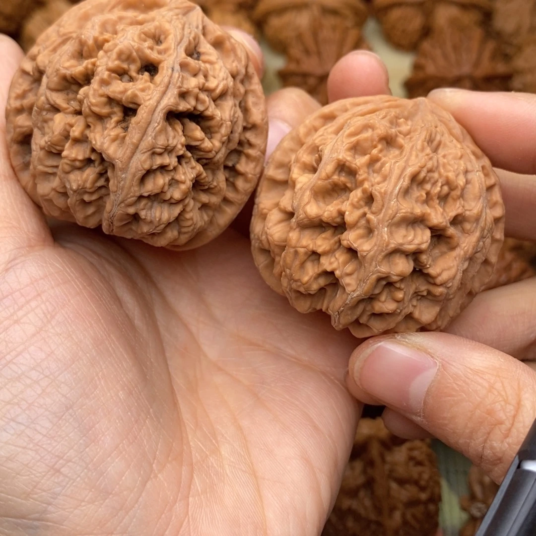 把件文玩核桃091号46全粗筋