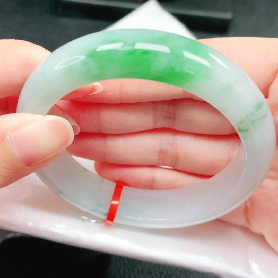 翡翠未镶嵌手镯55圈