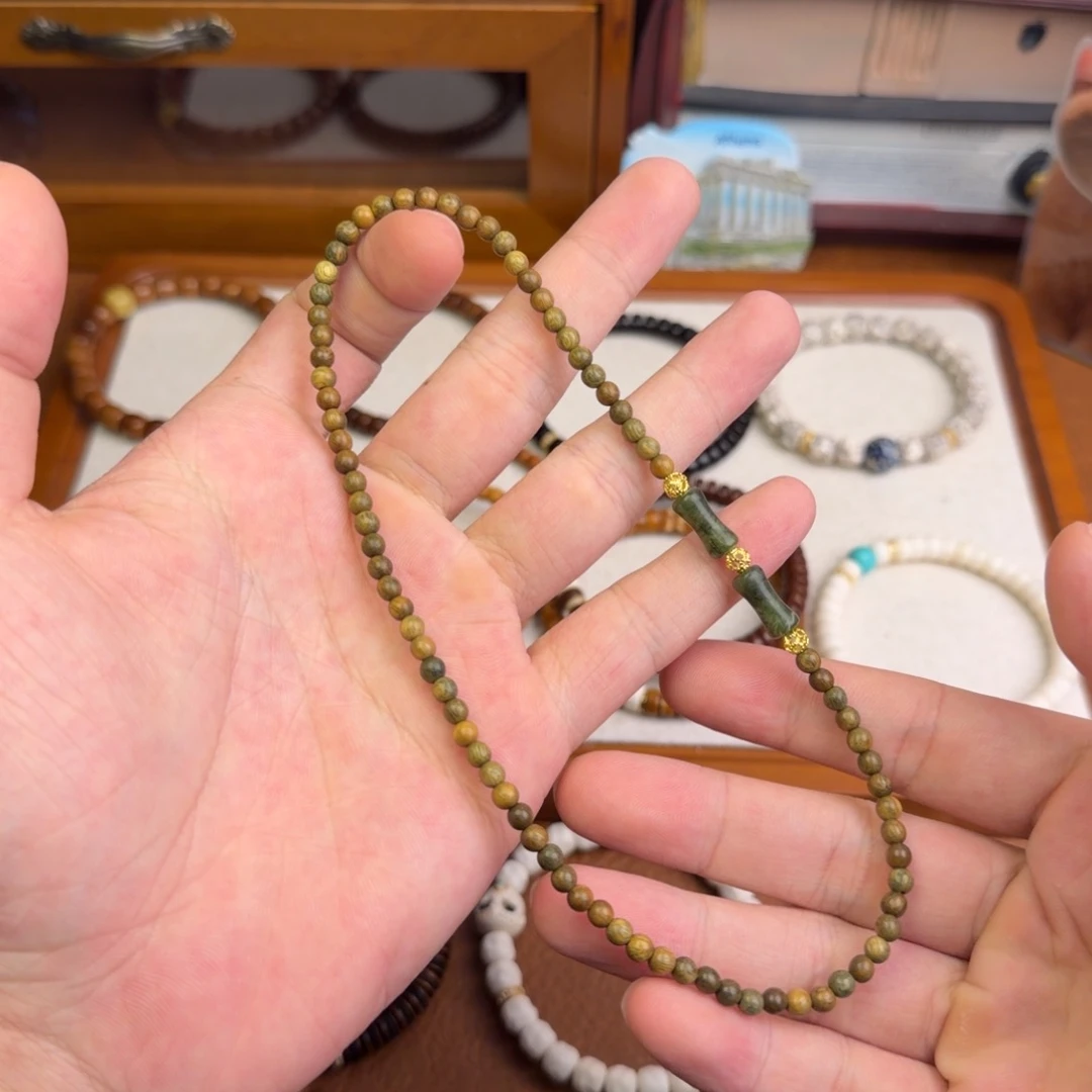 手串/手链维腊木（绿檀）
