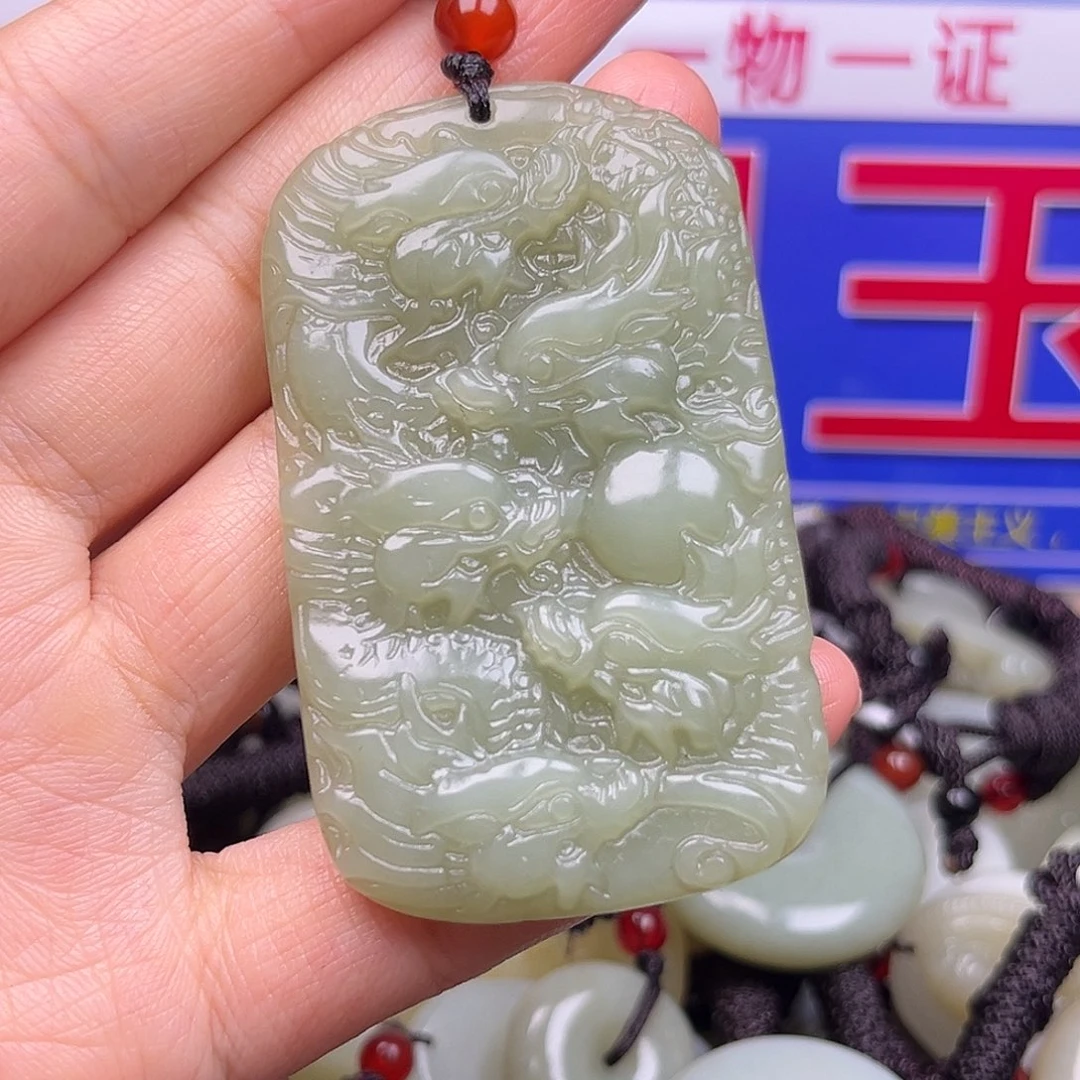 颈饰未镶嵌和田玉