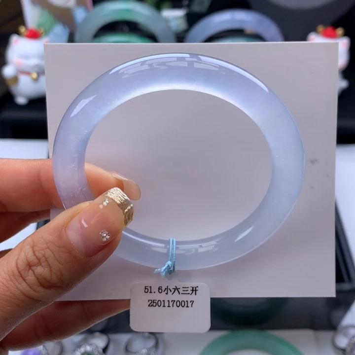 翡翠手镯未镶嵌玻璃种白月光圆条