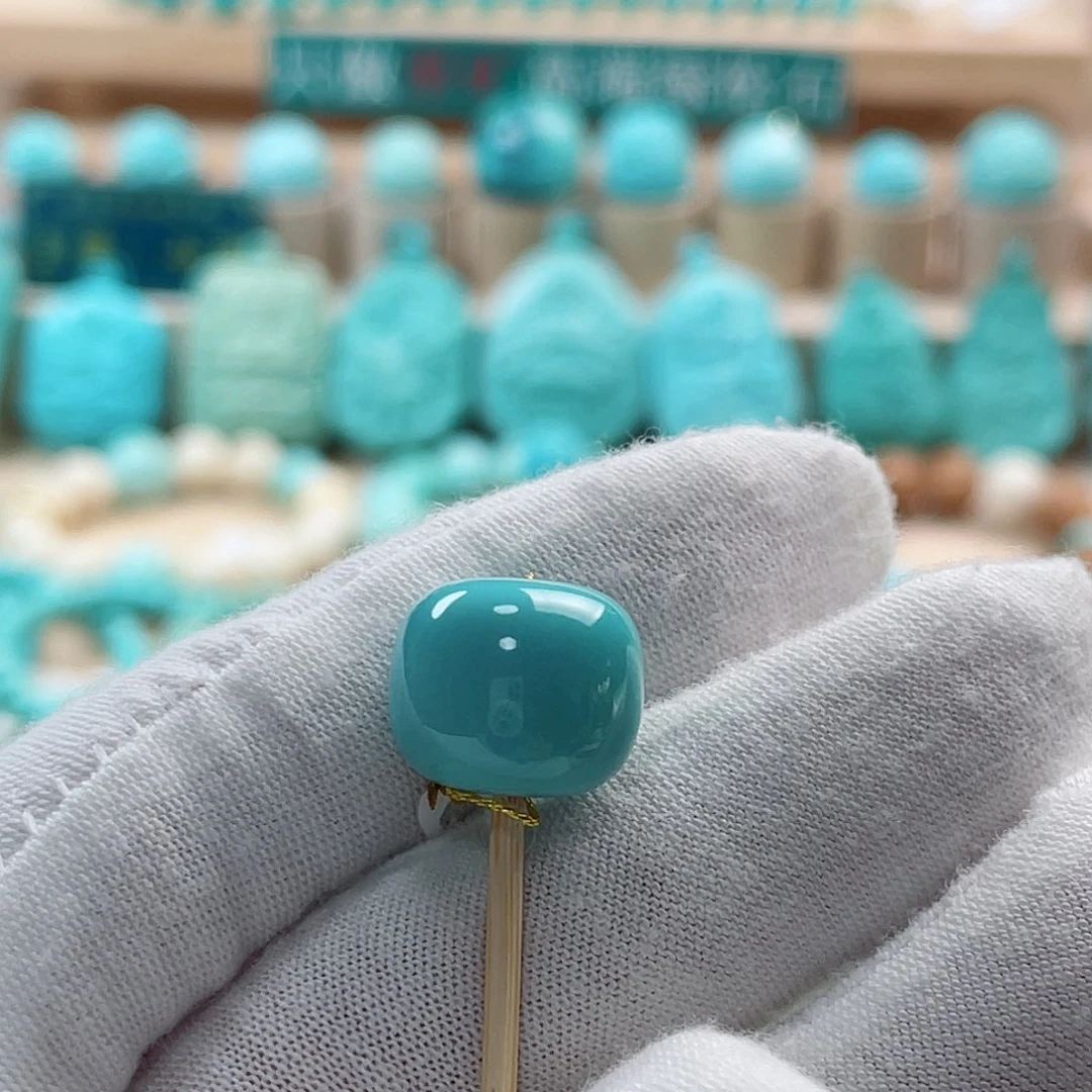 未镶嵌绿松石珠宝奇石