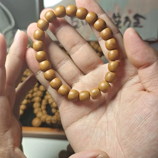 猴头核桃手串小直切黑点款