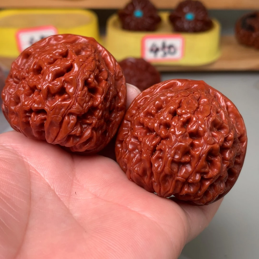 文玩核桃把件李*生水龙纹