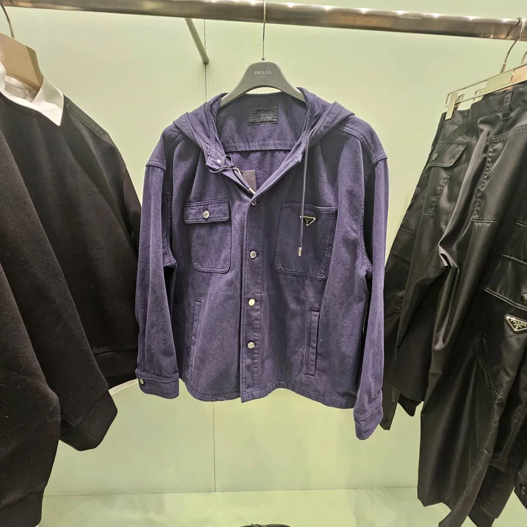 全新未使用 Prada/普拉达 男士牛仔时尚休闲百搭连帽夹克