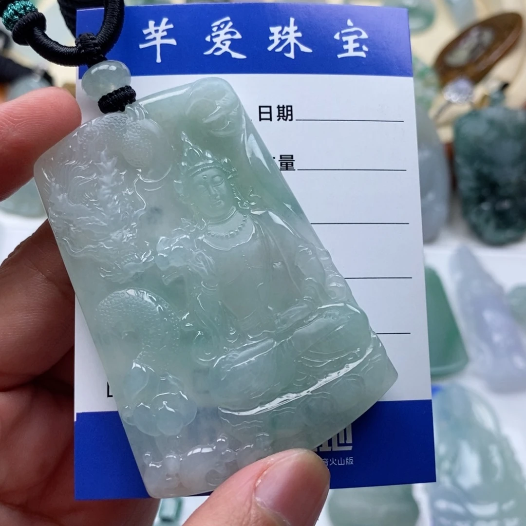 颈饰未镶嵌翡翠泓*大势至菩萨