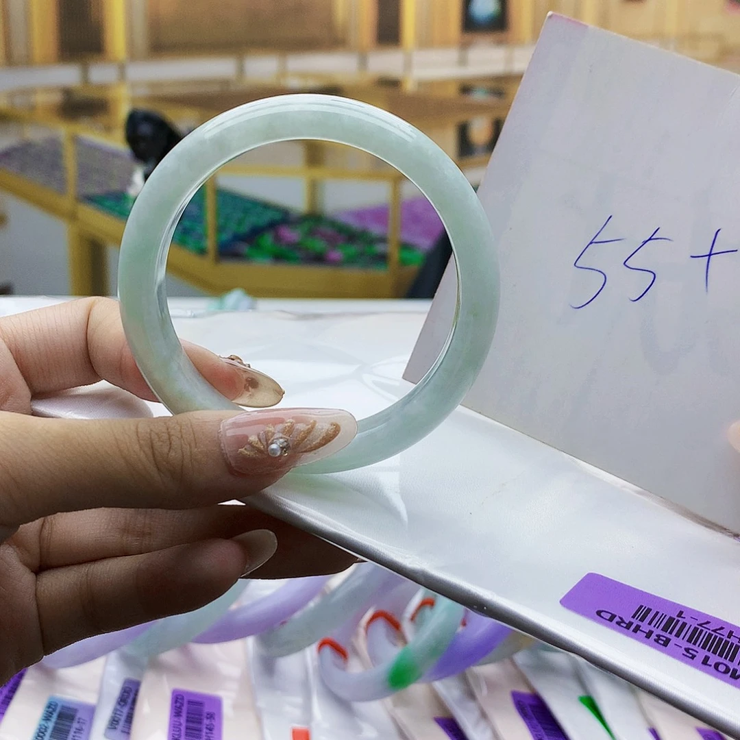 翡翠未镶嵌手镯ff