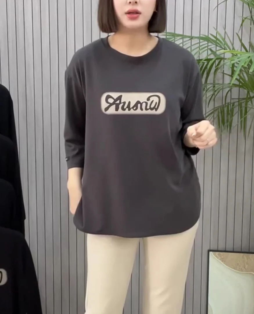 大码新款字母宽松圆领开叉下摆妈妈卫衣舒适百搭休闲套头上衣