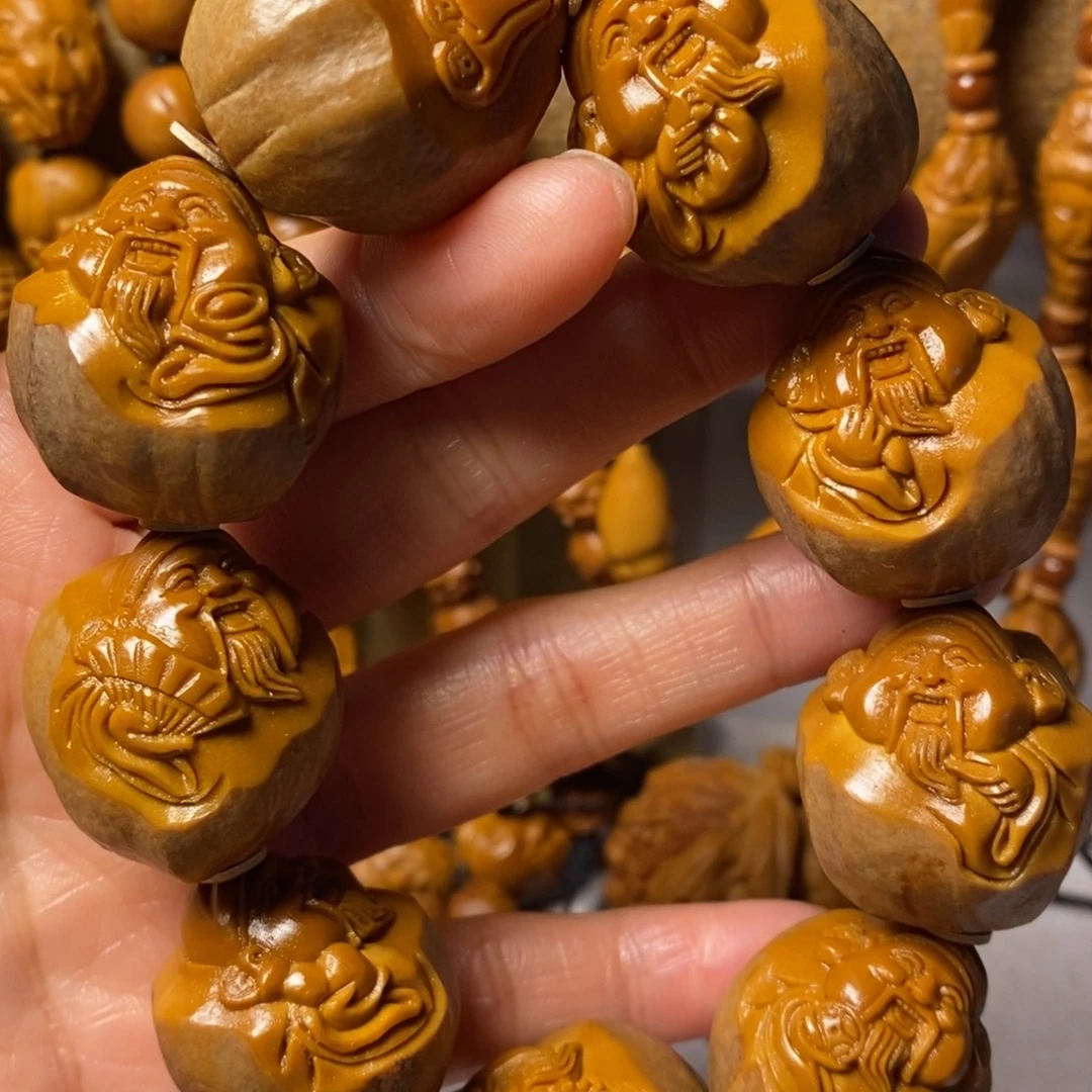 恋***儿手串/手链橄榄核包衣财神精品