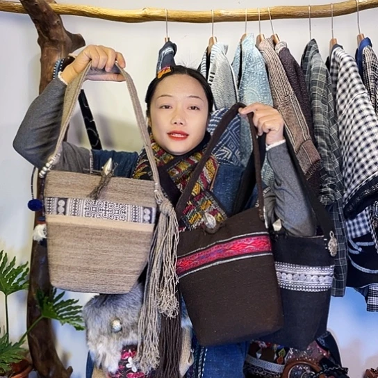 织绣手工制作工艺包包