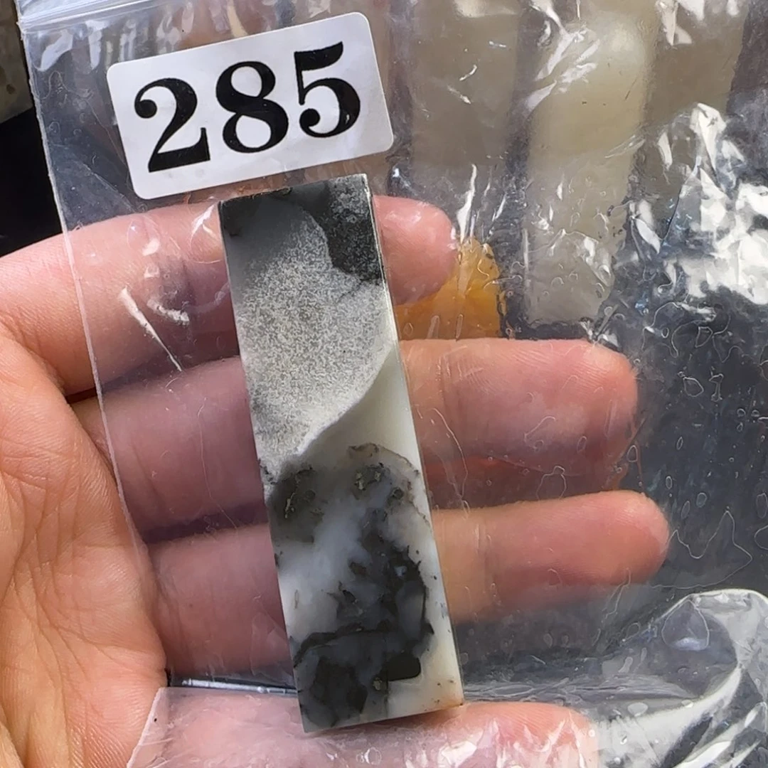 老挝石月**本gkbkbkvjbhjnnnm