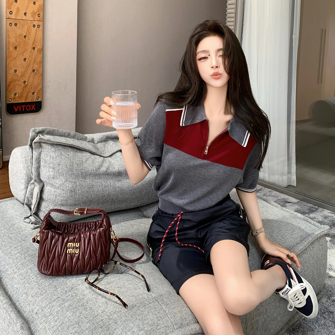 “miu系留学生”穿上Polo变身青春女大 高质感-毛针织衫