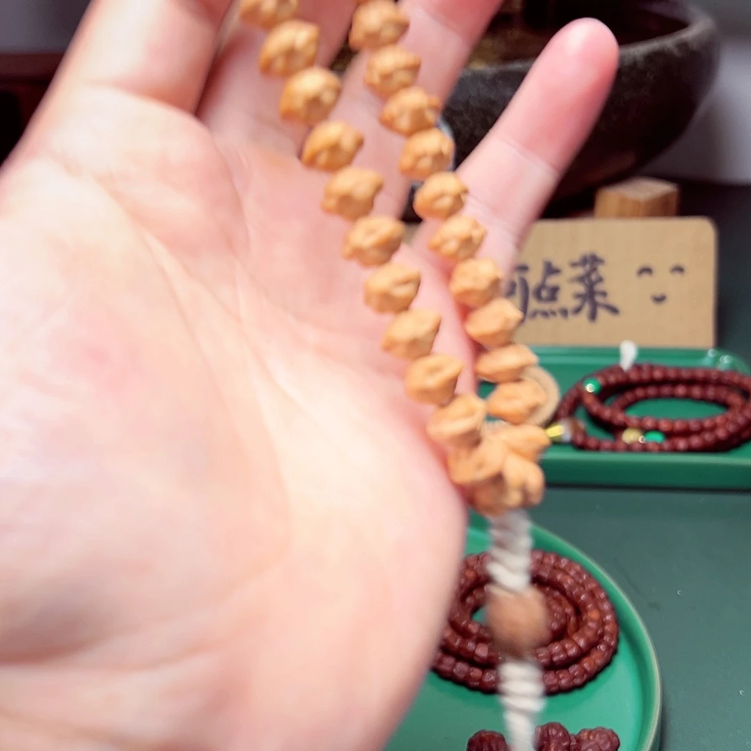 柏香籽/百香籽吊坠167.7