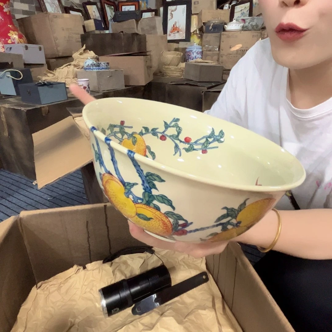 摆件/////直径23厘米。黄。
