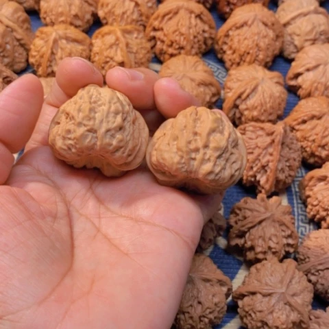 【闪购商品】吊坠文玩核桃洋***洋蛙蛙40