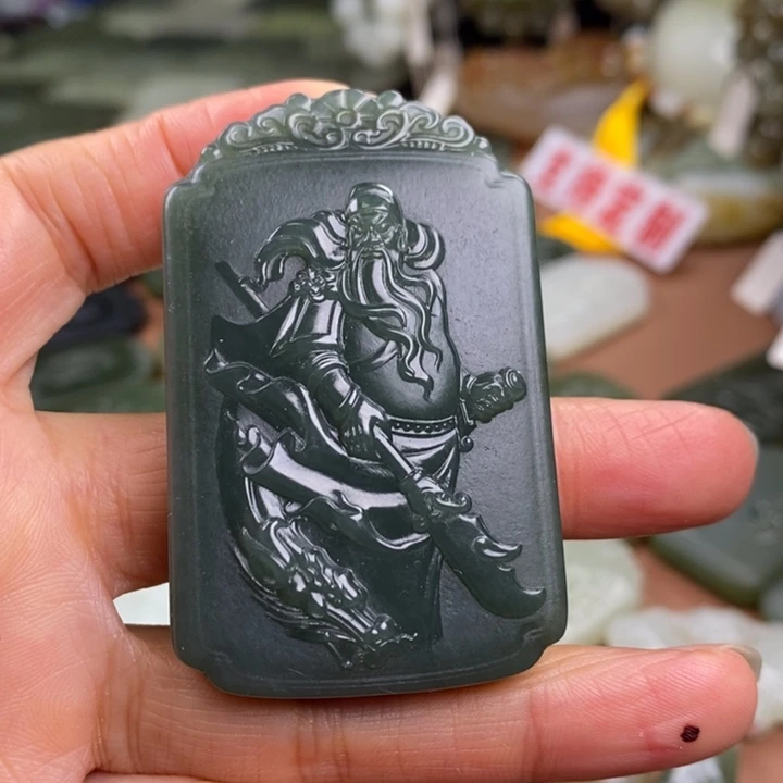 和田玉未镶嵌颈饰予