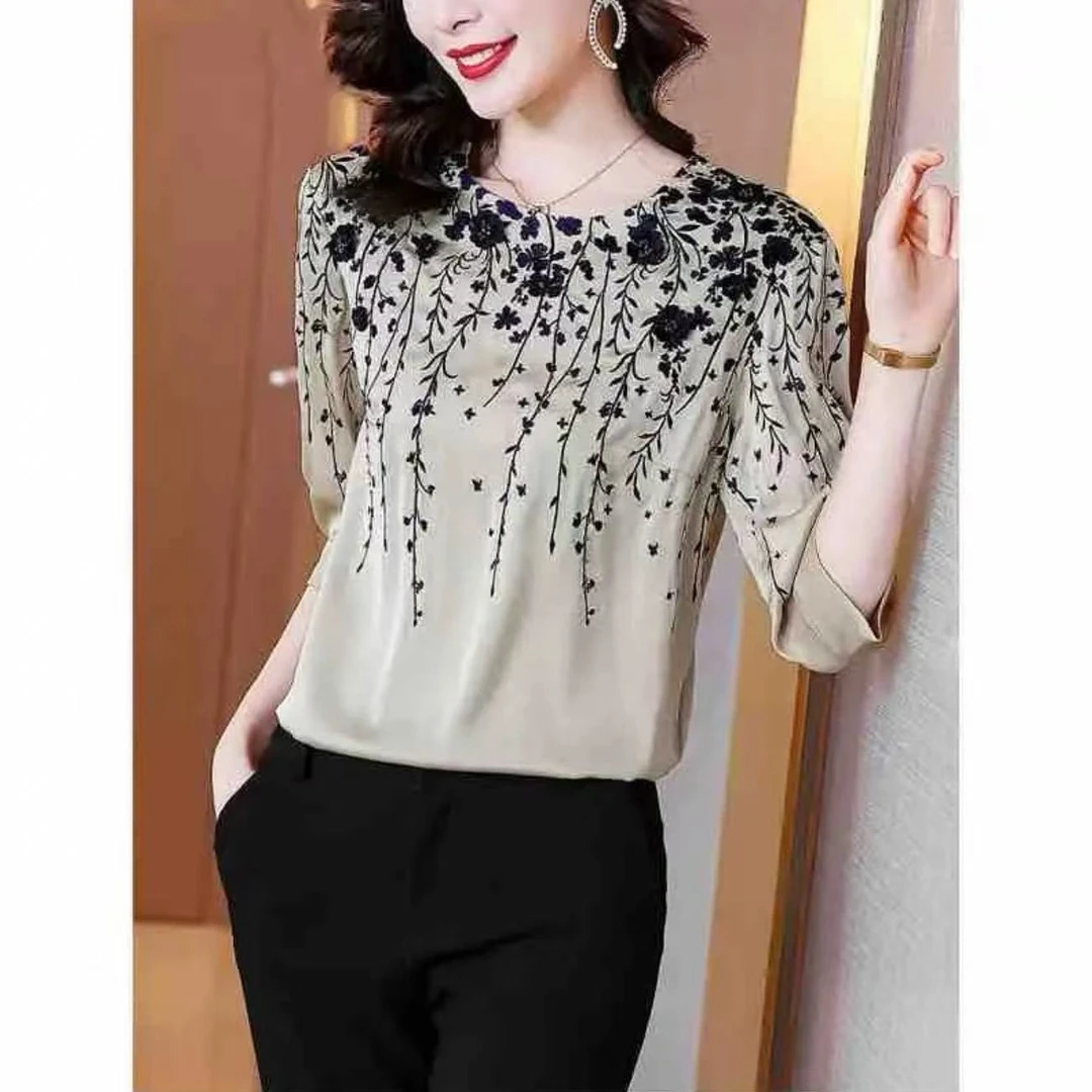 AN-Y0008女高端印花新款显瘦大码宽松秋季外穿洋气上衣