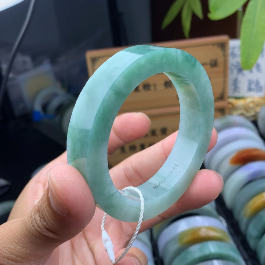 未镶嵌手镯定制翡翠定制手镯