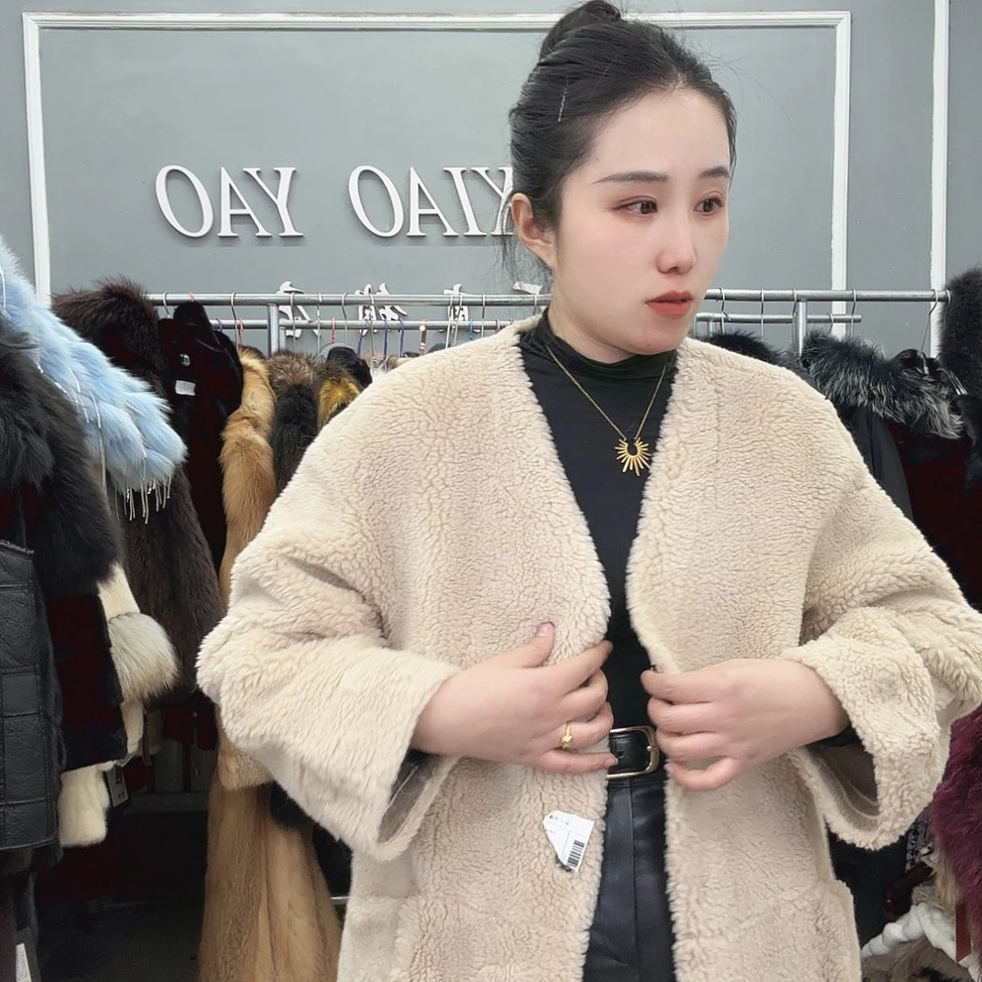 姚小妖家高端皮草