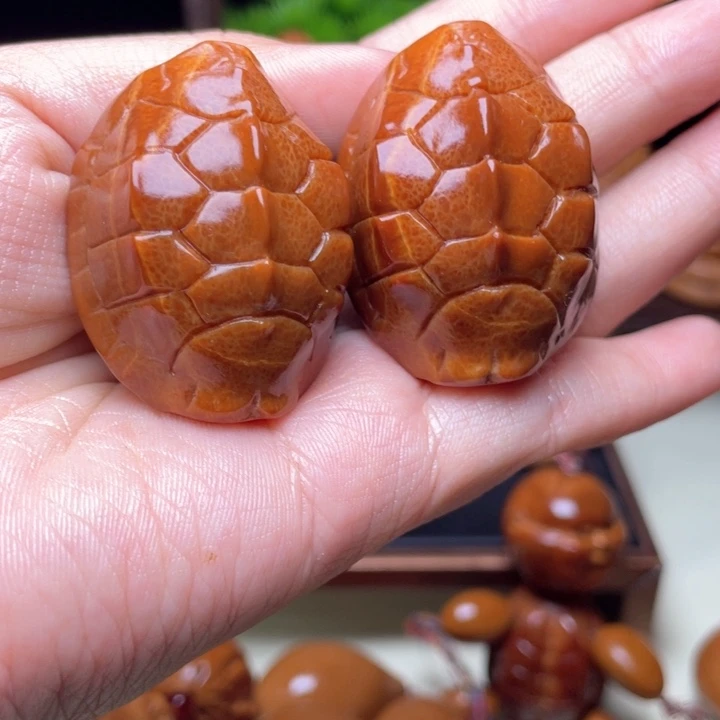 吊坠橄榄核龙脊富甲手球