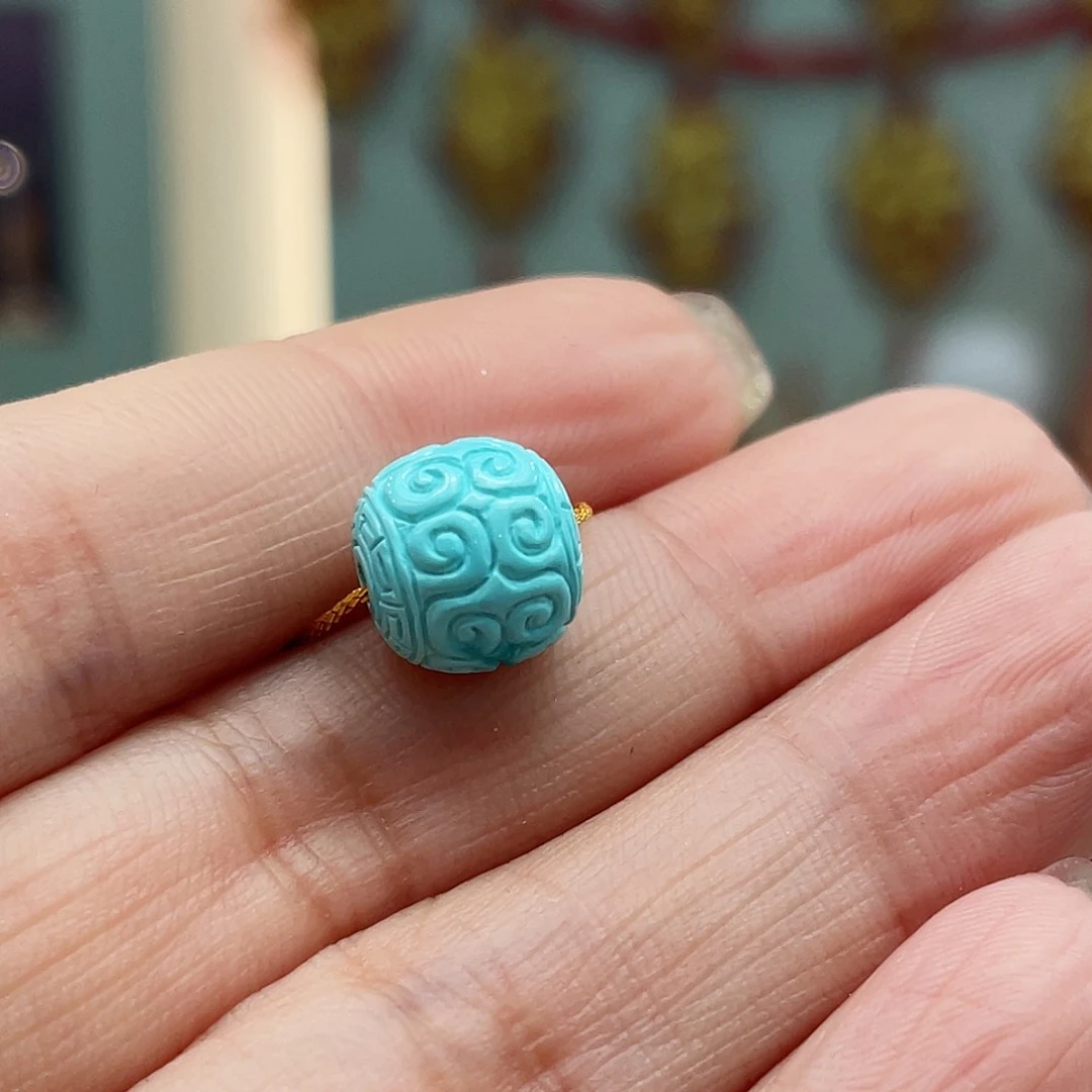 绿松石颈饰未镶嵌