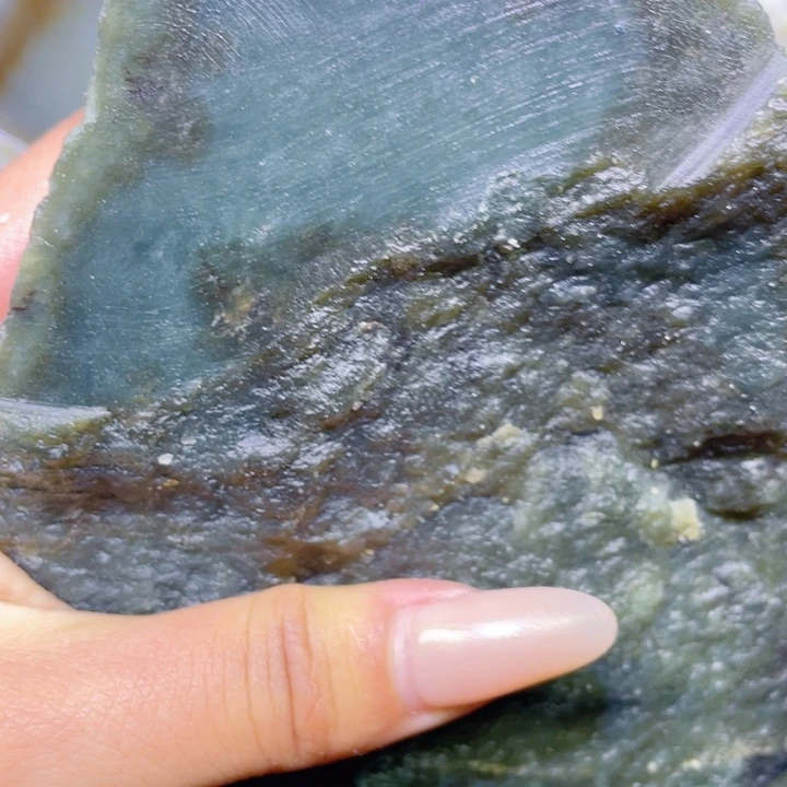 和田玉未镶嵌珠宝半成品