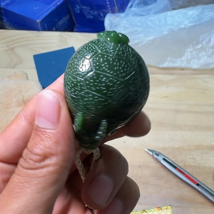 未镶嵌和田玉（糖玉）挂件