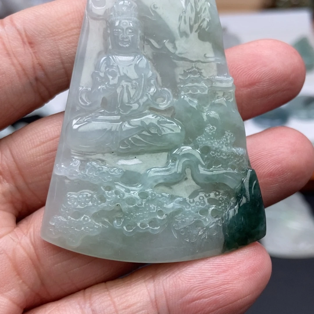 翡翠未镶嵌颈饰山水观音 天然缅甸A货翡翠