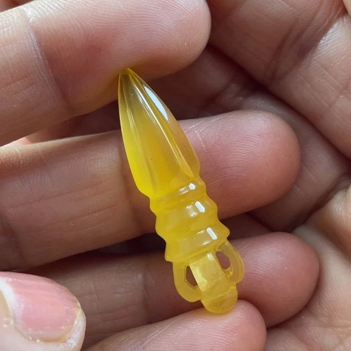琥珀未镶嵌裸石50