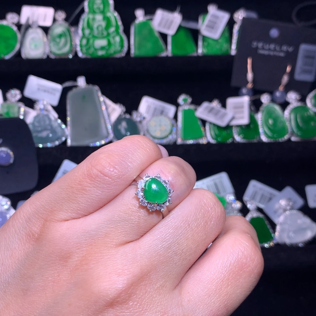 【闪购商品】银S925镶嵌戒指翡翠