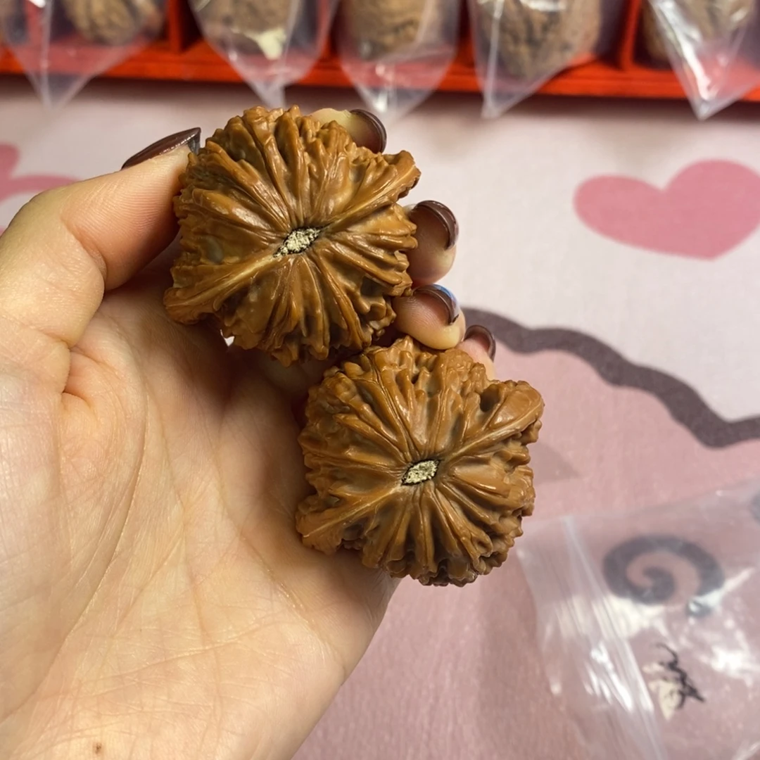 文玩核桃吊坠43磨盘800