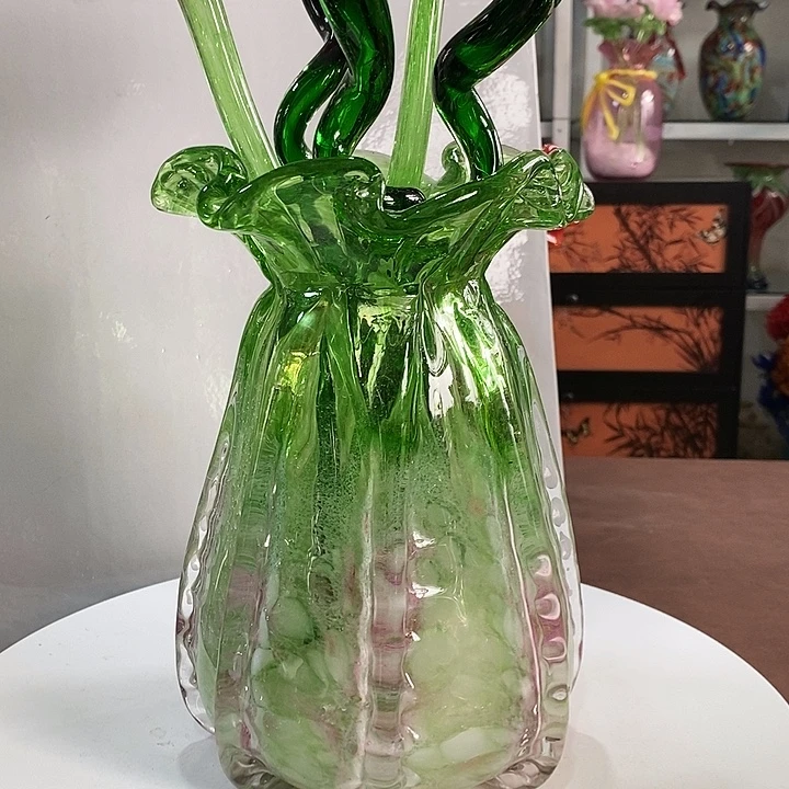 紫***紫花瓶高26厘米口径6厘米