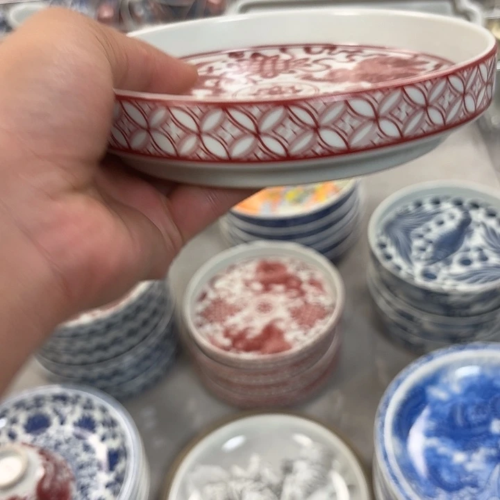 瓷片釉里红狮子大胡乘景德镇