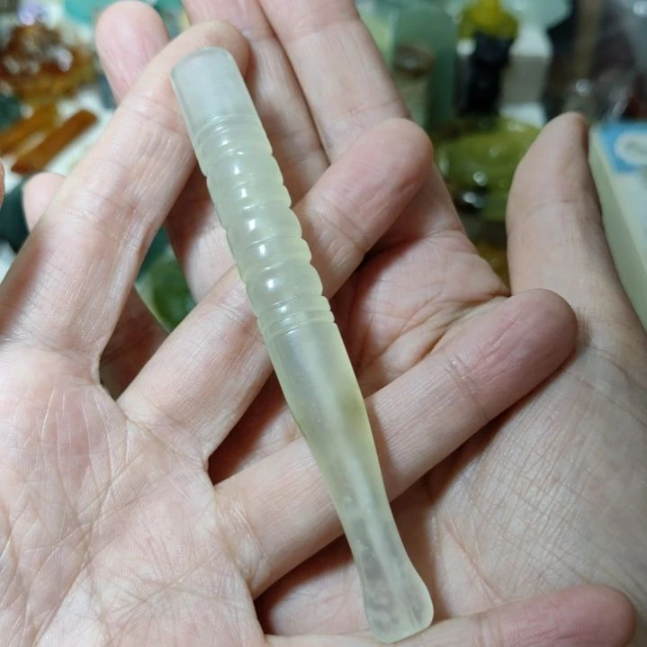 岫玉未镶嵌烟嘴款式