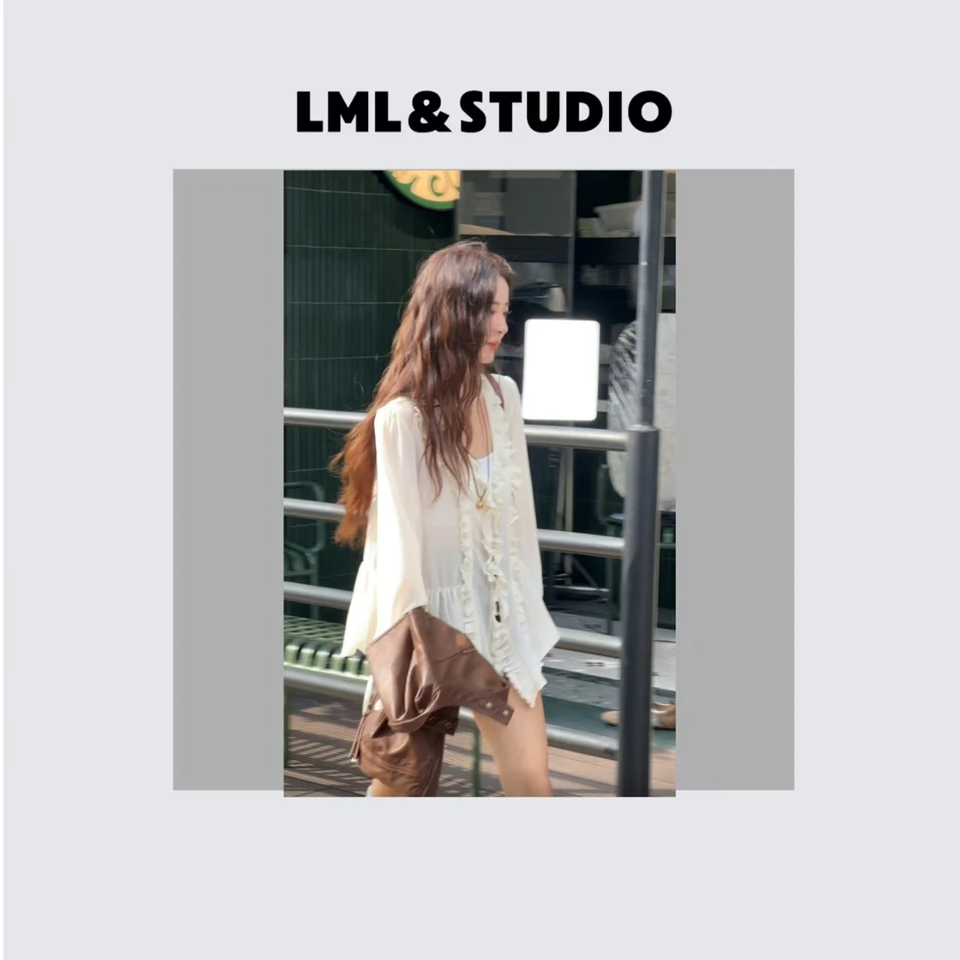 韩系温柔气质V领木耳花边系带衬衫女早秋打底衫女款花边打底衫