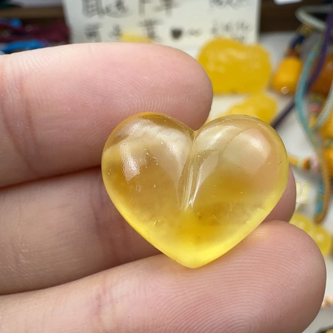 蜜蜡未镶嵌珠宝奇石全品 20.4×16.7×10.4mm