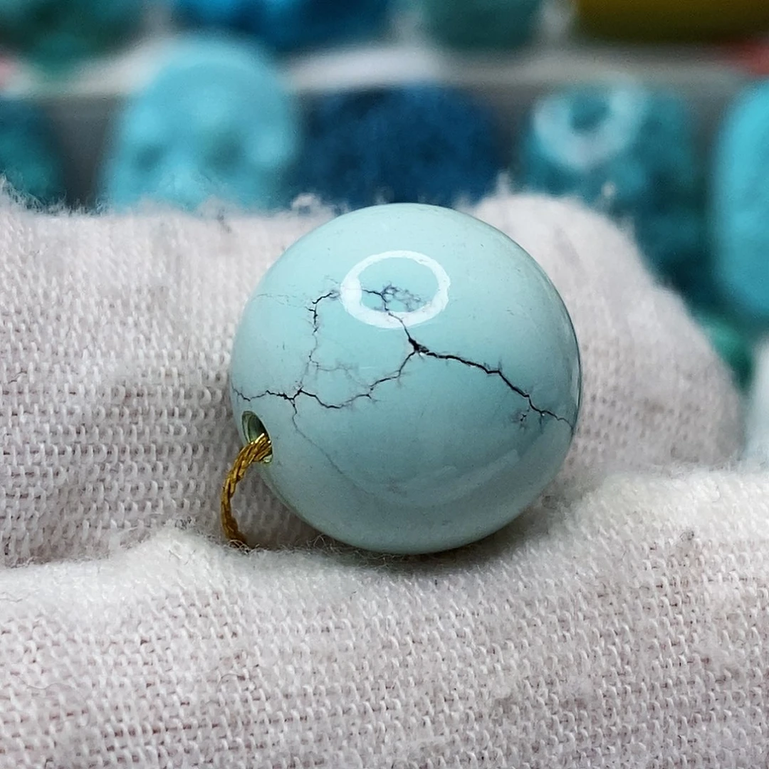 绿松石未镶嵌天然原矿 带武汉地大证书