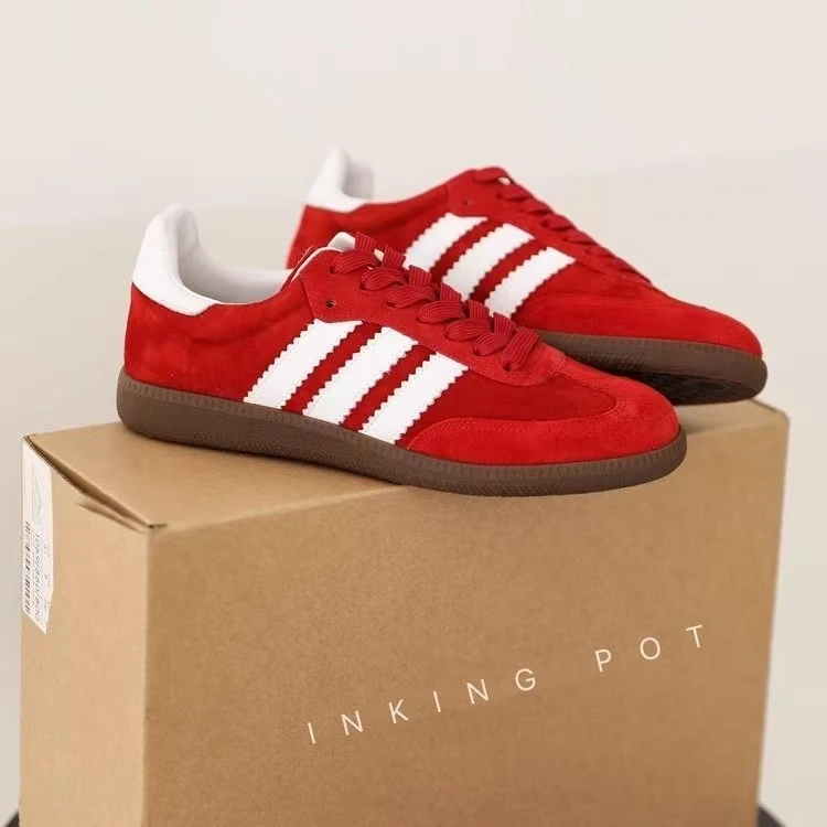 复古红色德训鞋女2025新款学生轻便平底休闲板鞋运动厚底阿甘鞋女