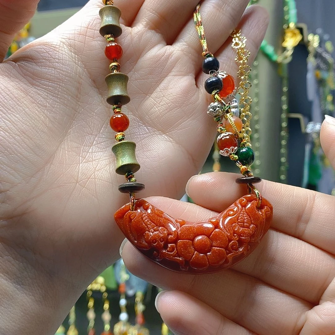 颈饰未镶嵌翡翠翡翠