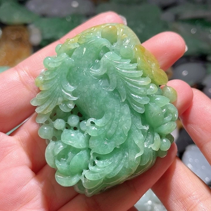 颈饰未镶嵌翡翠天