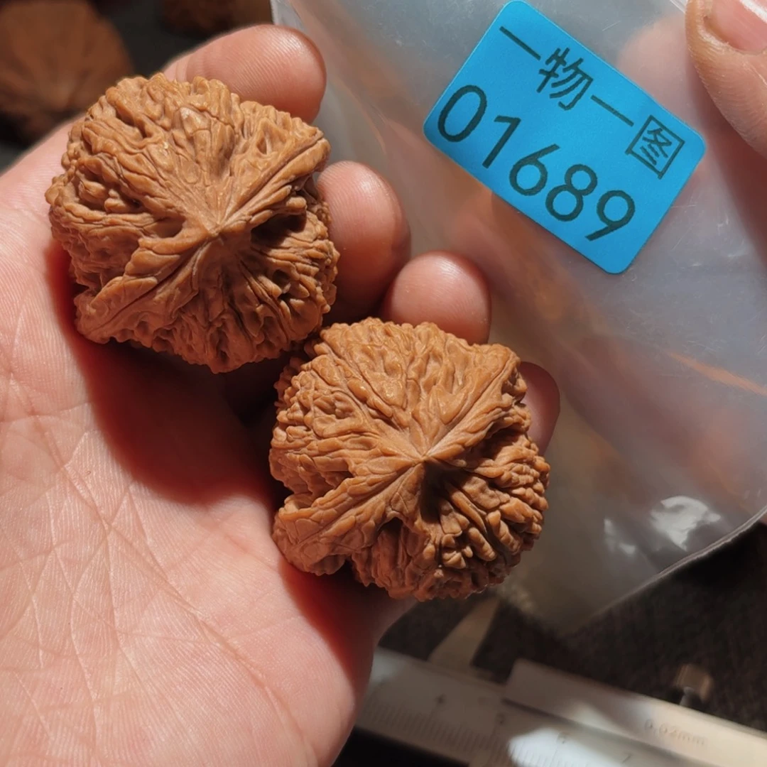 把件文玩核桃南疆